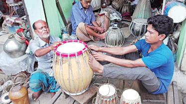 Two-artisans-working.jpg
