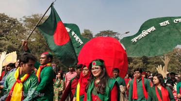 victory-day-procession-wb.jpg