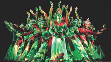 Women torchbearers