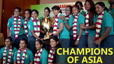 Women's T-20.jpg
