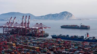 Yangshan-port-in-Shanghai.jpg