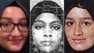 Young females on way to IS-1.jpg