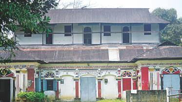 zamindar bari.jpg