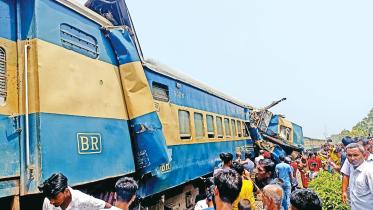 People suffer as schedule for trains collapses at Joydebpur Junction in Gazipur