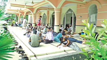 admission-seekers-1.jpg