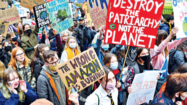 demonstrators.jpg