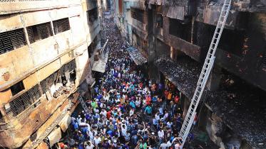 churihatta-fire-old-dhaka.jpg