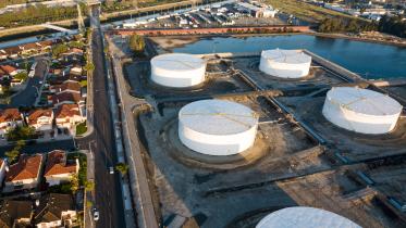 us-ban-on-russian-oil.jpg