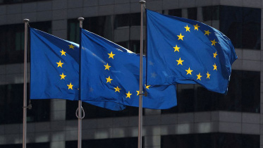 eu-slashes-10pc-of-russian-imports.jpg
