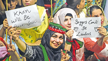 imran-supporters.jpg
