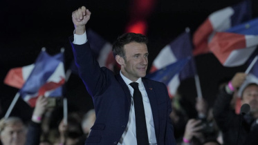 macron_1_web.jpeg