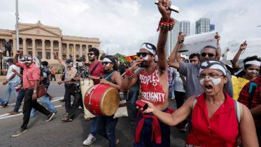 sri-lankas-youth-economic-crisis.jpg
