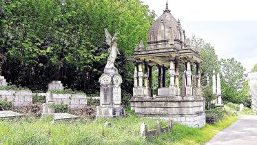 mausoleum-of.jpg