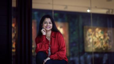 Queen Elizabeth awarded Nadia Samdani