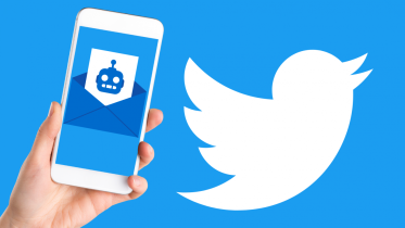 Twitter globally down for thousands of users