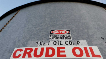 oil-rises-on-us.jpg