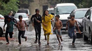 average rainfall in Bangladesh