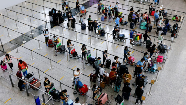 hong_kong_travellers_web.jpg