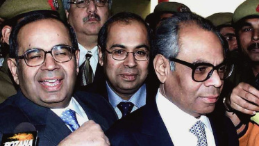 hinduja_family.jpg