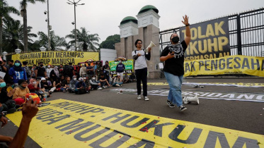 Extra-marital sex in Indonesia