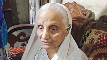old-woman.jpg