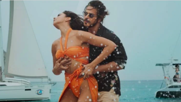 Censor board demands revised version of ‘Besharam Rang’ amidst controversy 