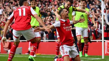 Arsenal players celebrating. 