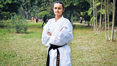 karateka_priya.jpg