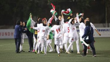 iran-bangladesh.jpg