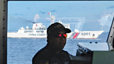 harassing-philippine-vessels.jpg