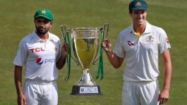 Pak-Aus.jpg