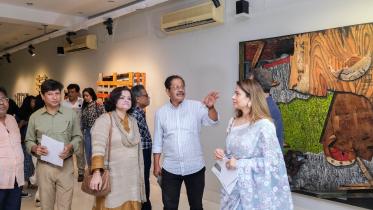 ‘Manyfestation’: A rustic drama of dynamic forms
