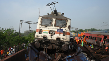 train-3.jpg