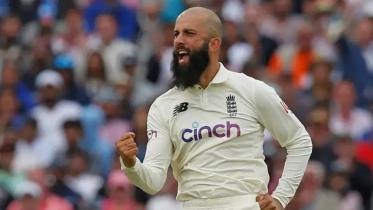 moeen.jpg