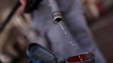 oil-prices-fall.jpg