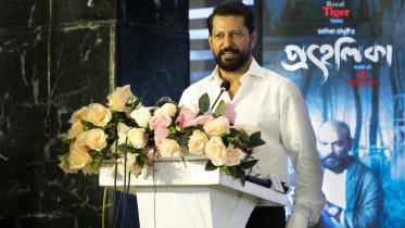 We don't need superstars or heroes, we need actors: Mahfuz Ahmed