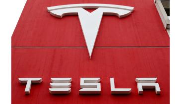 tesla-in-talks.jpg
