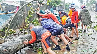 typhoon-doksuri.jpg