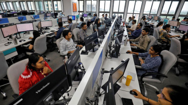indian-economy-grows.jpg