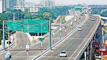 Dhaka Elevated Expressway: Toll collection tops Tk 5 crore in three weeks
