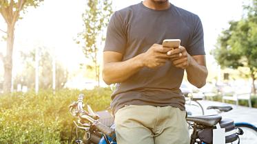 iphone-15-user.jpg