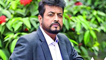 The increasing prices of daily necessities are suffocating people: Omar Sani