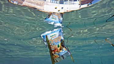 plastic-pollution-oceans.jpg