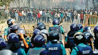 Unrest bearing on fragile economy of Bangladesh