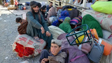 afghan-leave-pakistan.jpg