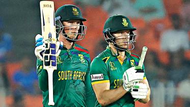 Rassie guides Proteas past Afghanistan