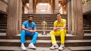 Australia opt to bowl in final against India