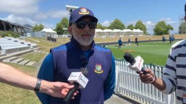 Bangladesh head coach Chandika Hathurusingha
