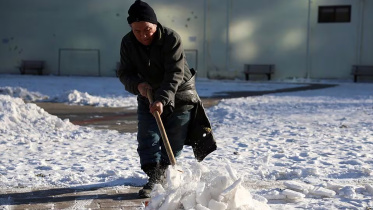 beijing_breaks_a_seven-decade_cold.jpg