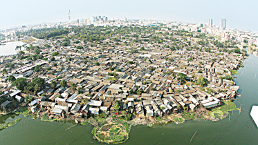 Korail Slum, Dhaka. Despite Dhaka’s economic opportunities, 34% live below the poverty line in slums and underserved areas. 